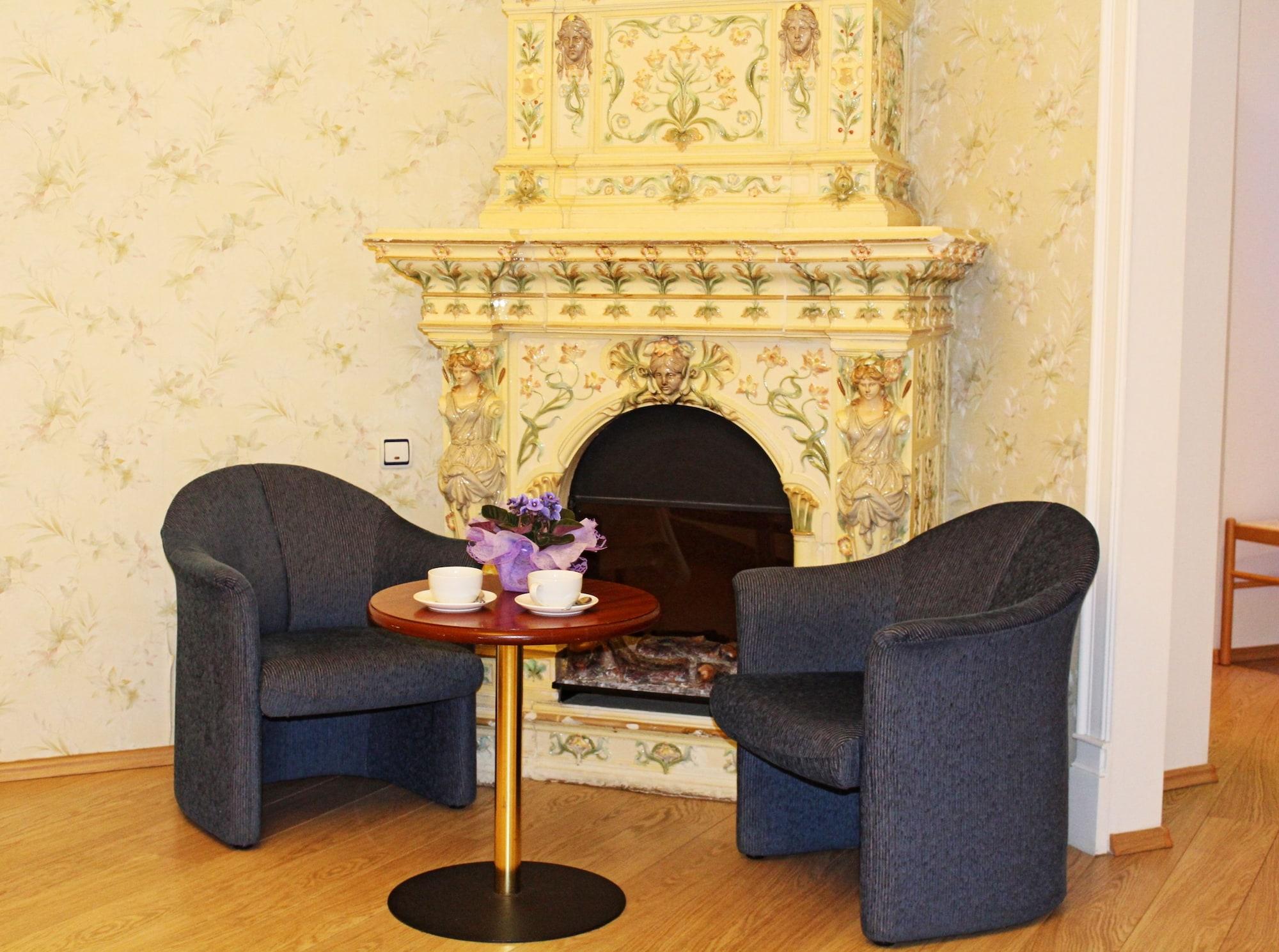 Nb Hotel With Free Parking Рига Экстерьер фото
