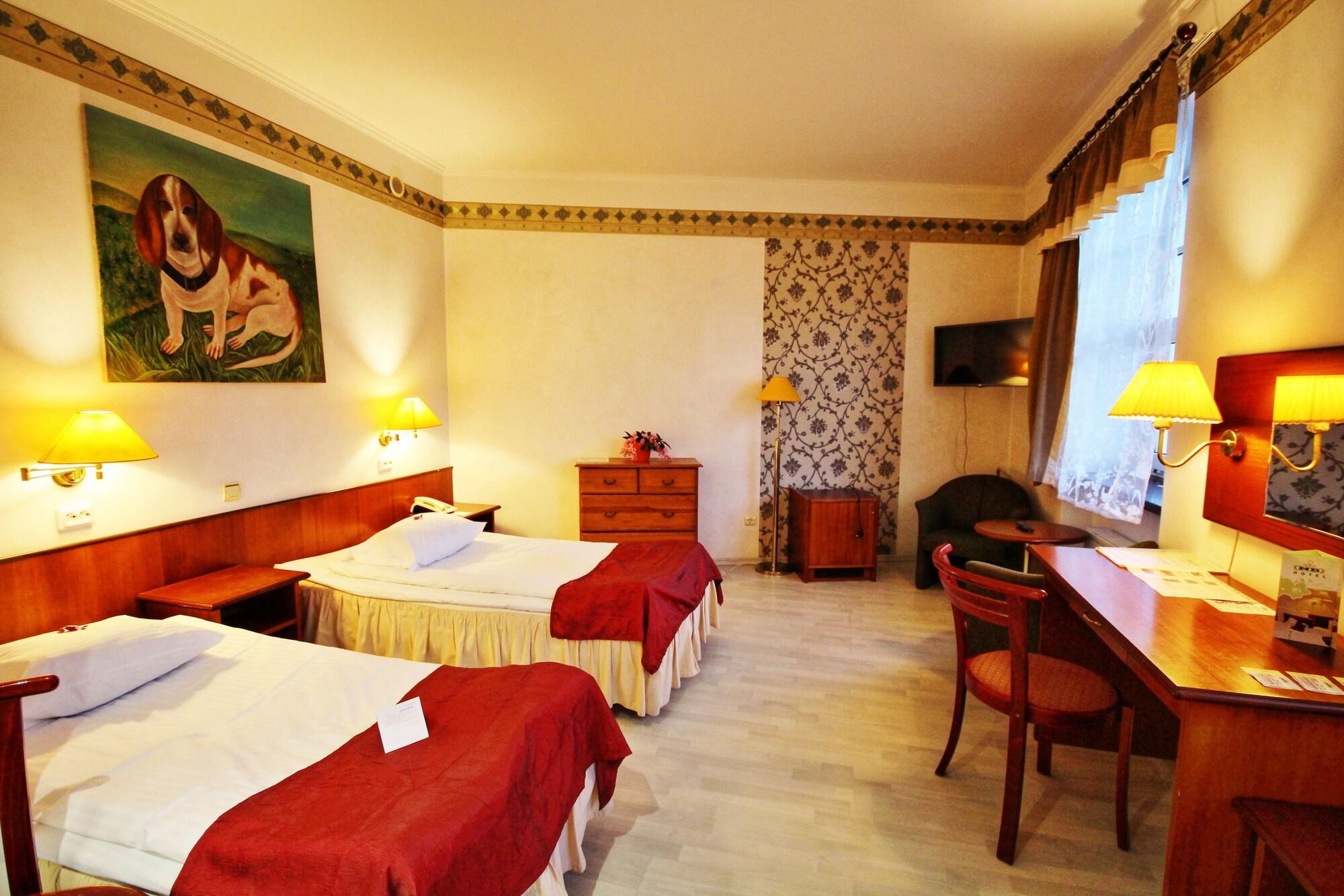 Nb Hotel With Free Parking Рига Экстерьер фото