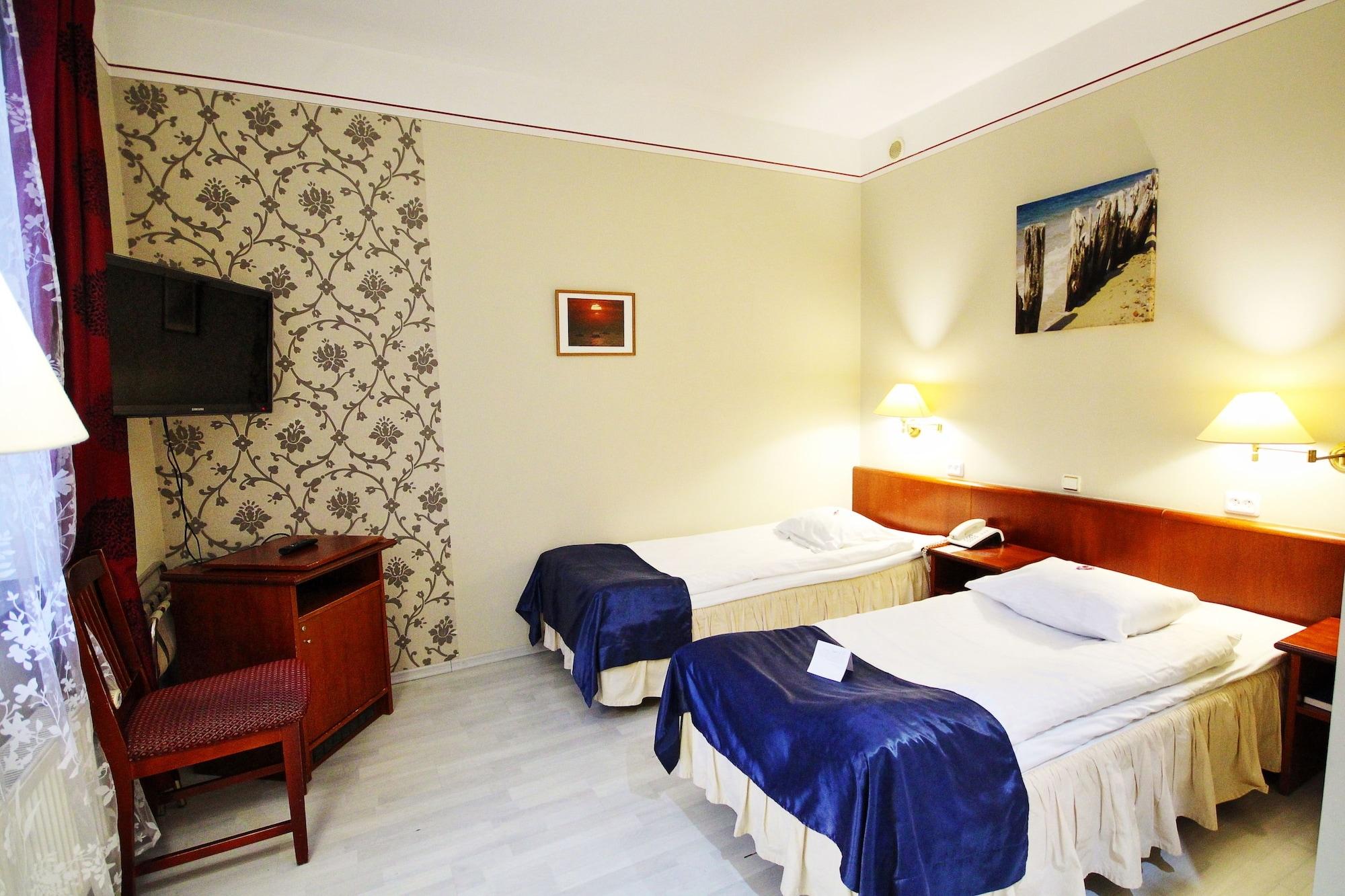 Nb Hotel With Free Parking Рига Экстерьер фото